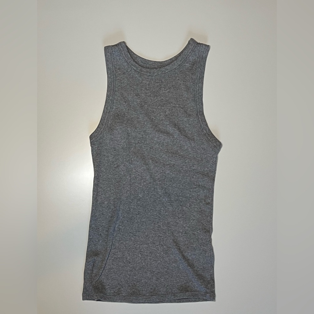 A new day grey tank